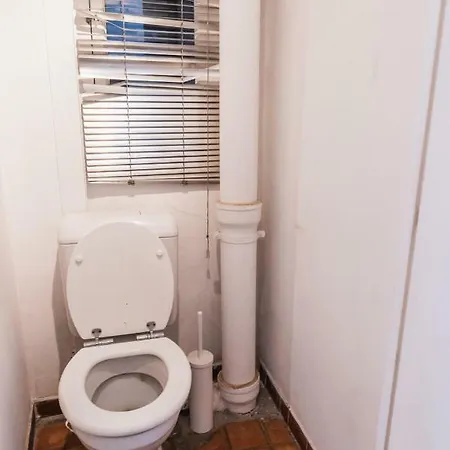 Hostnfly - Beautiful Stylish Apt In The Heart Of The Marais